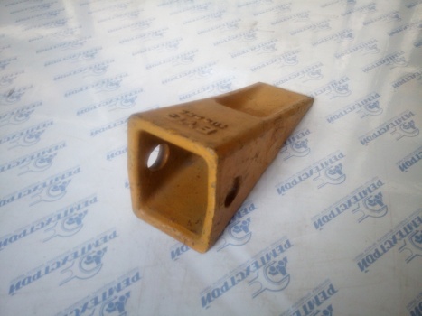 Коронка зуба ковша 