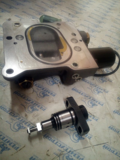 708-2H-03120 Сервоклапан