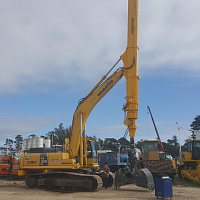 Телескопическая рукоять  STD30-82 на экскаваторе Komatsu PC350 перед погрузкой на трал