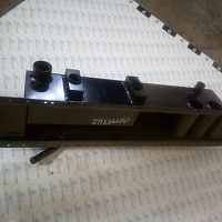 Коллектор нижний 1311353H2