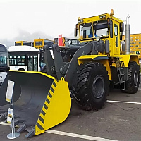 КИРОВЕЦ К-702МА-ПК-6